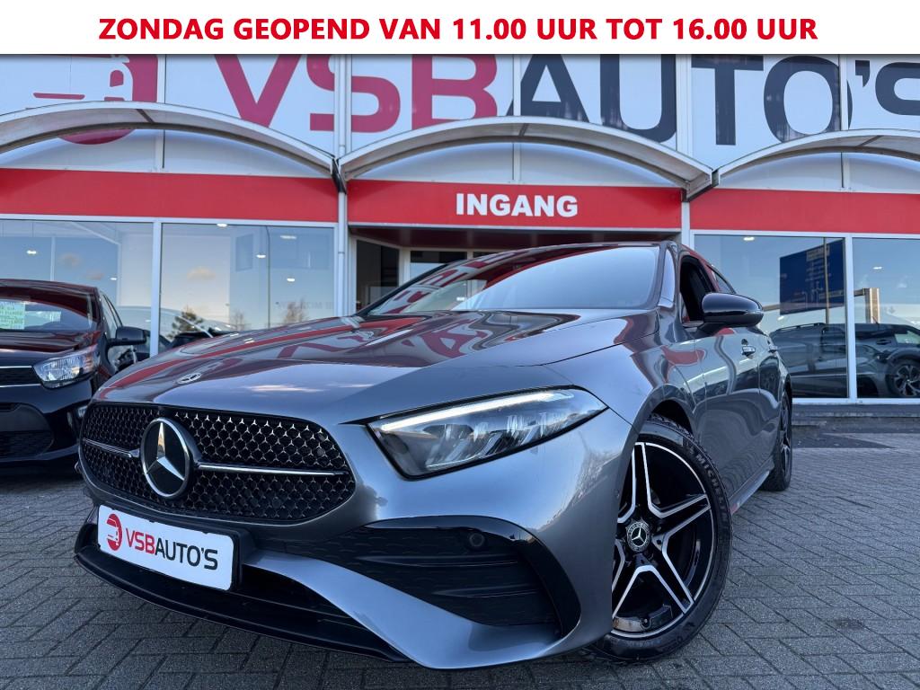 Mercedes-Benz A-Klasse A180 AMG-PAKKET 150PK AUT. FACELIFT NAVI CAMERA SFEERVERLICHTING AIRCO LMV PDC 50233168-0.jpg | VSB Autos