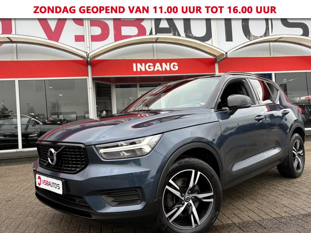 Volvo XC40 2.0 B4 MHEV R-DESIGN 197PK AUT. NAVI CAMERA CARPLAY WINTER-PAKKET EL.STOELEN 51133392-0.jpg | VSB Autos
