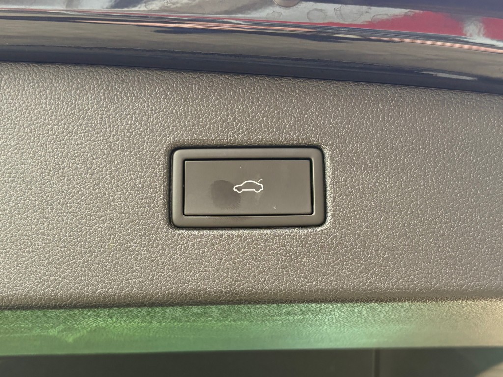 Volkswagen Tiguan 1.5 TSI ACT. FACELIFT LED DIGITALE-SCHERM NAVI CARPLAY CAMERA AIRCO LMV PDC 52675966-12.jpg | VSB Autos