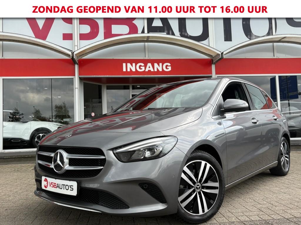 Mercedes-Benz B-Klasse B180 AUT. 136PK LED NAVI CAMERA SFEERVERLICHTING AIRCO LMV PDC 52711215-0.jpg | VSB Autos