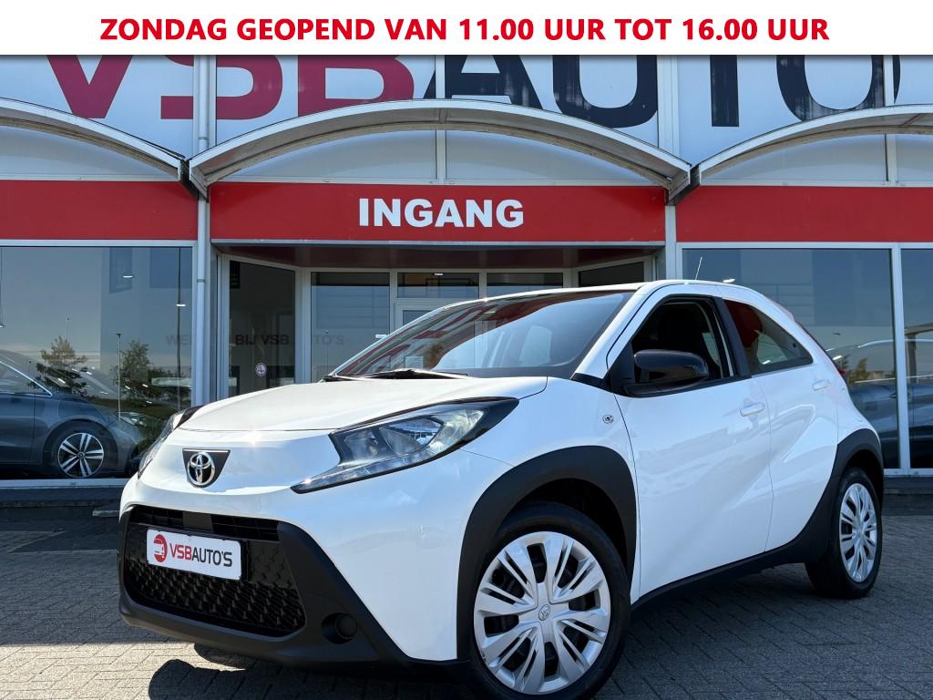 Toyota Aygo X 1.0 VVT-i CVT AUT. DYNAMIC LED CARPLAY NAVI CAMERA AIRCO 53014130-0.jpg | VSB Autos