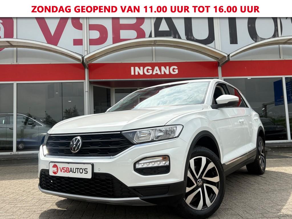 Volkswagen T-Roc TSI ACTIVE. LED NAVI CARPLAY AIRCO STOELVERWARMING LMV PDC 54279743-0.jpg | VSB Autos