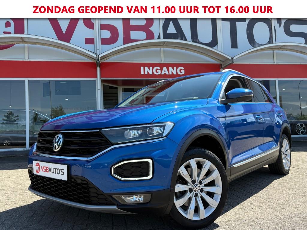 Volkswagen T-Roc 1.5 TSI ACT. 150PK SPORT DIGITALE-SCHERM NAVI CARPLAY AIRCO LMV PDC 54355590-0.jpg | VSB Autos
